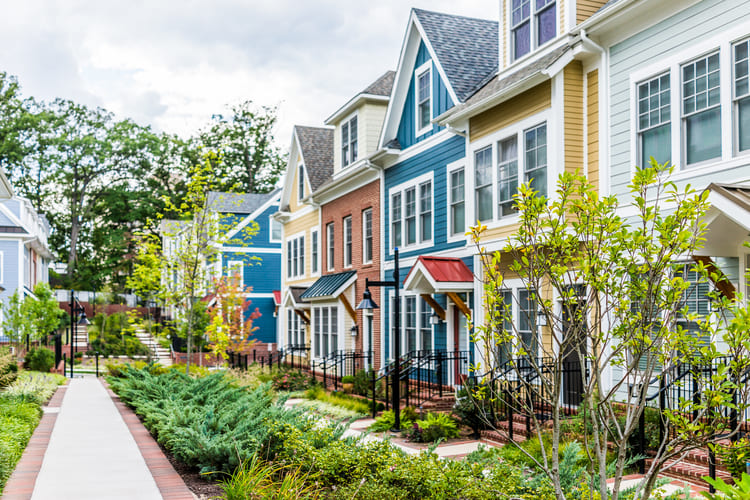 Are Townhomes Better than Single Family Homes?