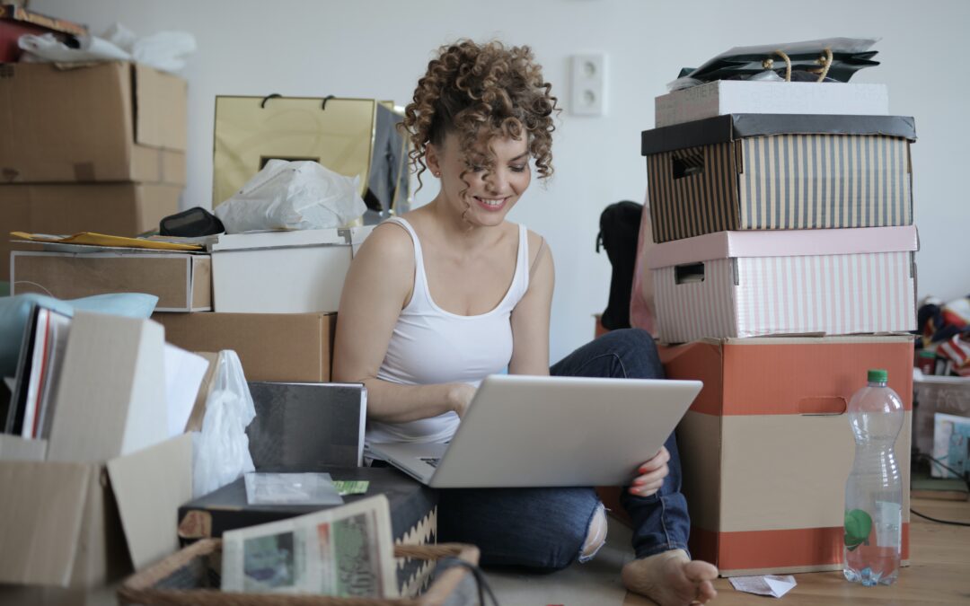 WHAT TO UNPACK FIRST IN YOUR NEW HOME