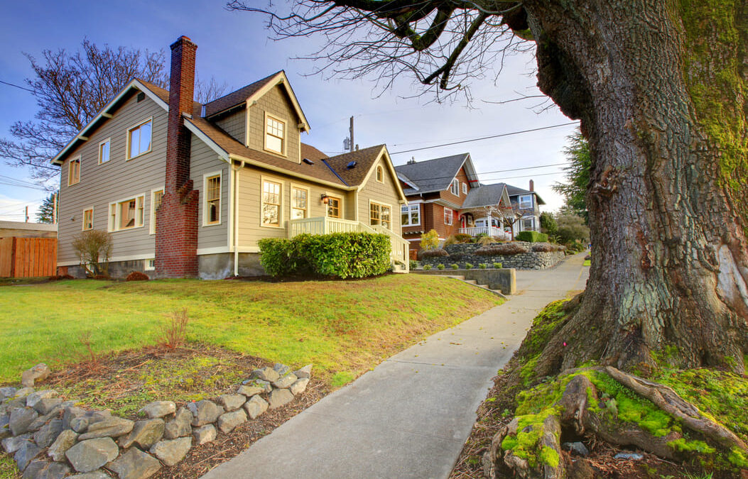 The Pros and Cons of Selling Your Home In Tacoma, WA